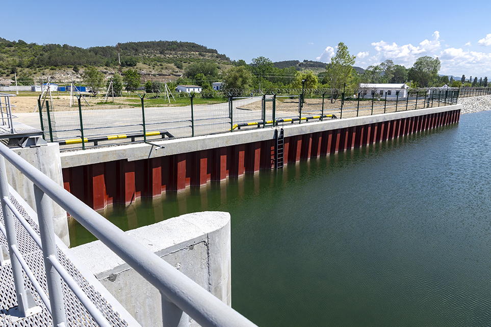 Водохранилище в Крыму 3